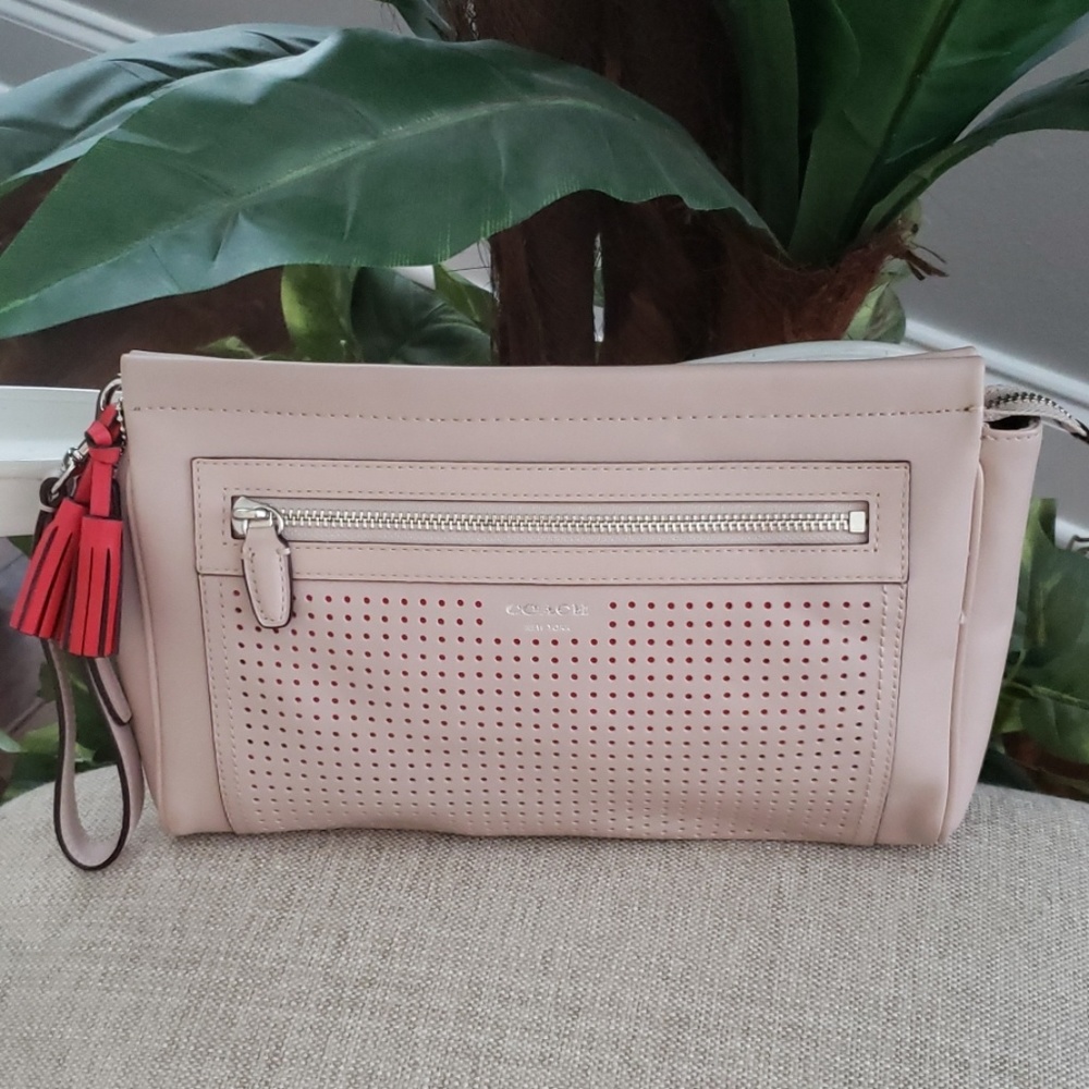 Coach Large  Perforated Cluctch